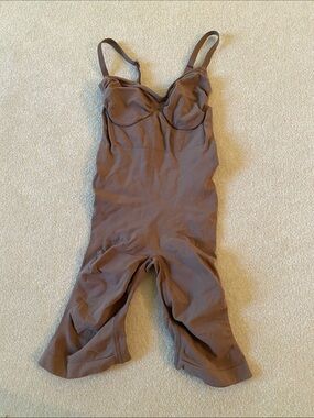 Skims mid thigh sculpt bodysuit